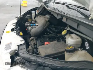 ✅ 2019 Ford Transit • VIN: 1FTYR1CM7KKB15375 • Lot: 43179053. Listed on IAAI with 163,597 mi. Free auction sales archive from the USA and detailed vehicle history report at DreamBid. Image 19.