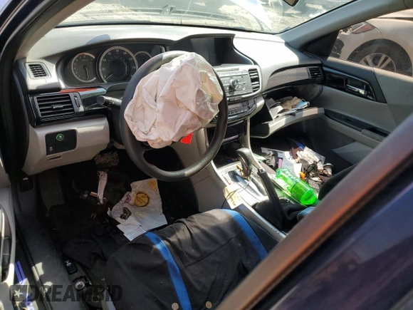 ✅ 2017 Honda Accord LX • VIN: 1HGCR2F35HA304349 • Лот: 52780725. Опубликован ранее на Copart с пробегом Не указан. Бесплатный доступ к архиву аукционных продаж из США и подробный отчёт об истории автомобиля на DreamBid. Изображение 8.
