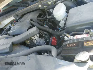 ✅ 2003 Chevrolet Suburban LS • VIN: 3GNEC16T53G297519 • Лот: 42184948. Опубликован ранее на IAAI с пробегом 243 548 миль. Бесплатный доступ к архиву аукционных продаж из США и подробный отчёт об истории автомобиля на DreamBid. Изображение 19.