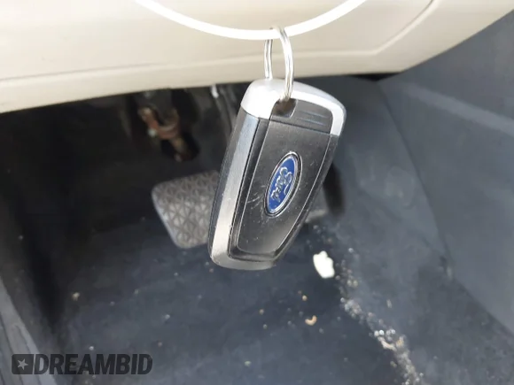 ✅ 2019 Ford EcoSport Titanium • VIN: MAJ6S3KL0KC280698 • Lot: 44829306. Wystawiony na IAAI z przebiegiem 101 443 mil. Bezpłatny archiwum sprzedaży aukcyjnych z USA i szczegółowy raport historii pojazdu na DreamBid. Zdjęcie 11.
