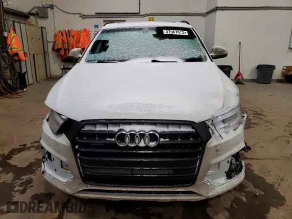✅ 2017 Audi Q3 Prestige • VIN: WA1GCCFS2HR005461 • Лот: 37967873. Опубліковано раніше на Copart з пробігом 128 540 миль. Безкоштовний доступ до архіву аукціонних продажів зі США та докладний звіт про історію автомобіля на DreamBid. Зображення 5.