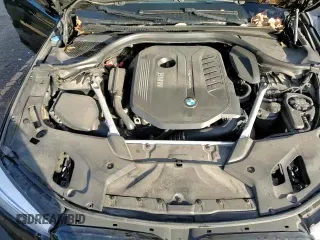 ✅ 2018 BMW 5 Series 540i xDrive • VIN: WBAJE7C58JWD52568 • Lot: 84784725. Wystawiony na Copart z przebiegiem 108 552 mil. Bezpłatny archiwum sprzedaży aukcyjnych z USA i szczegółowy raport historii pojazdu na DreamBid. Zdjęcie 15.