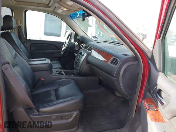 ✅ 2012 GMC Yukon SLT • VIN: 1GKS1CE0XCR182763 • Lot: 43951179. Wystawiony na IAAI z przebiegiem 227 797 mil. Bezpłatny archiwum sprzedaży aukcyjnych z USA i szczegółowy raport historii pojazdu na DreamBid. Zdjęcie 5.