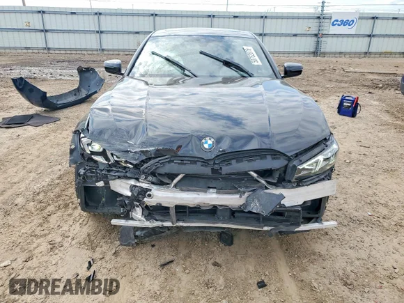 ✅ 2024 BMW 3 Series 330i xDrive • VIN: 3MW89FF07R8E13620 • Lot: 50782876. Listed on Copart with 51,595 mi. Free auction sales archive from the USA and detailed vehicle history report at DreamBid. Image 5.