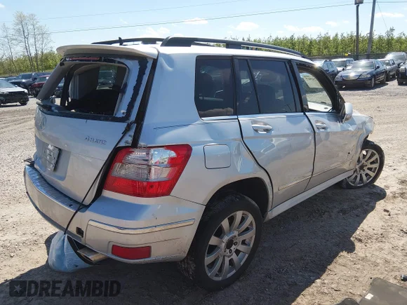 ✅ 2012 Mercedes-Benz GLK 350 • VIN: WDCGG8HB6CF766289 • Лот: 45026507. Опубликован ранее на IAAI с пробегом 196 508 миль. Бесплатный доступ к архиву аукционных продаж из США и подробный отчёт об истории автомобиля на DreamBid. Изображение 4.