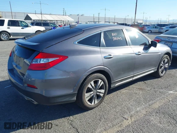 ✅ 2015 Honda Crosstour EX-L • VIN: 5J6TF2H58FL004788 • Lot: 41829274. Wystawiony na IAAI z przebiegiem 163 377 mil. Bezpłatny archiwum sprzedaży aukcyjnych z USA i szczegółowy raport historii pojazdu na DreamBid. Zdjęcie 4.