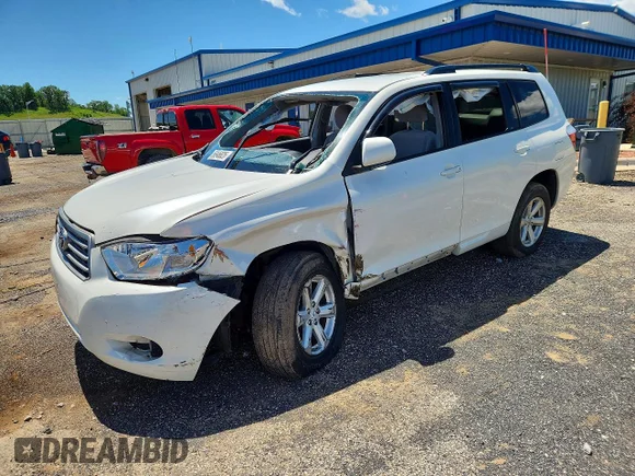 ✅ 2008 Toyota Highlander • VIN: JTEES41AX82031329 • Лот: 56846826. Опубликован ранее на Copart с пробегом Не указан. Бесплатный доступ к архиву аукционных продаж из США и подробный отчёт об истории автомобиля на DreamBid. Изображение 1.