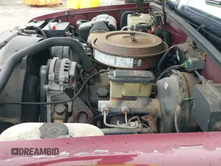 ✅ 1994 GMC Sierra 2500 • VIN: 1GTGK29K1RE558612 • Lot: 42870893. Wystawiony na IAAI z przebiegiem 172 735 mil. Bezpłatny archiwum sprzedaży aukcyjnych z USA i szczegółowy raport historii pojazdu na DreamBid. Zdjęcie 16.