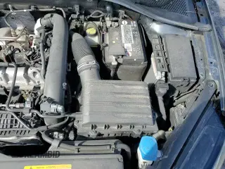 ✅ 2021 Volkswagen Golf TSI • VIN: 3VWG57AU8MM007756 • Lot: 48037885. Wystawiony na Copart z przebiegiem 56 452 mil. Bezpłatny archiwum sprzedaży aukcyjnych z USA i szczegółowy raport historii pojazdu na DreamBid. Zdjęcie 13.