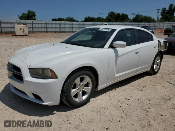 ✅ 2013 Dodge Charger SE • VIN: 2C3CDXBG4DH737468 • Лот: 63700924. Опубліковано раніше на Copart з пробігом 170 791 миль. Безкоштовний доступ до архіву аукціонних продажів зі США та докладний звіт про історію автомобіля на DreamBid. Зображення 1.