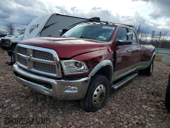 ✅ 2015 Ram 3500 Laramie • VIN: 3C63RRJL8FG702644 • Lot: 41754196. Wystawiony na Copart z przebiegiem 173 450 mil. Bezpłatny archiwum sprzedaży aukcyjnych z USA i szczegółowy raport historii pojazdu na DreamBid. Zdjęcie 1.