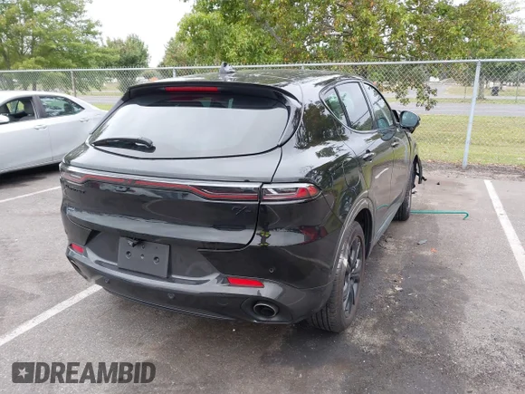 ✅ 2024 Dodge Hornet R/T Plus • VIN: ZACPDFDW1R3A17182 • Лот: 43185851. Опубліковано раніше на IAAI з пробігом 12 230 миль. Безкоштовний доступ до архіву аукціонних продажів зі США та докладний звіт про історію автомобіля на DreamBid. Зображення 4.