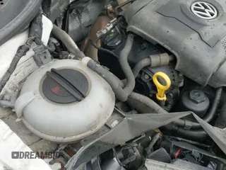 ✅ 2016 Volkswagen Golf TSI S • VIN: 3VWC17AU7GM517773 • Лот: 41750006. Опубликован ранее на IAAI с пробегом 123 649 миль. Бесплатный доступ к архиву аукционных продаж из США и подробный отчёт об истории автомобиля на DreamBid. Изображение 19.