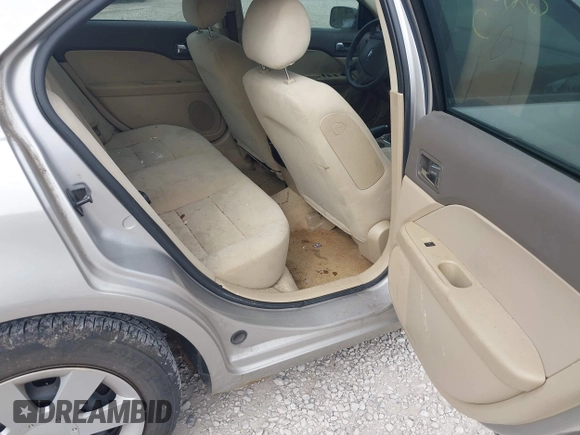 ✅ 2008 Ford Fusion S • VIN: 3FAHP06Z08R101612 • Lot: 43561265. Wystawiony na IAAI z przebiegiem 79 103 mil. Bezpłatny archiwum sprzedaży aukcyjnych z USA i szczegółowy raport historii pojazdu na DreamBid. Zdjęcie 8.