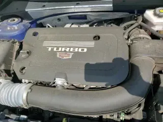 ✅ 2022 Cadillac XT4 AWD Premium Luxury • VIN: 1GYFZDR40NF141064 • Lot: 67240395. Wystawiony na Copart z przebiegiem 54 163 mil. Bezpłatny archiwum sprzedaży aukcyjnych z USA i szczegółowy raport historii pojazdu na DreamBid. Zdjęcie 13.