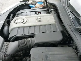 ✅ 2008 Volkswagen Golf GTI • VIN: WVWHV71K58W193672 • Lot: 41891954. Wystawiony na IAAI z przebiegiem 155 157 mil. Bezpłatny archiwum sprzedaży aukcyjnych z USA i szczegółowy raport historii pojazdu na DreamBid. Zdjęcie 19.