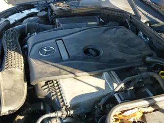 ✅ 2016 Mercedes-Benz C 300 • VIN: 55SWF4KB7GU104090 • Lot: 43696424. Wystawiony na IAAI z przebiegiem 102 582 mil. Bezpłatny archiwum sprzedaży aukcyjnych z USA i szczegółowy raport historii pojazdu na DreamBid. Zdjęcie 19.