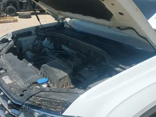 ✅ 2019 Volkswagen Atlas SE • VIN: 1V2WR2CAXKC541282 • Lot: 42522989. Wystawiony na IAAI z przebiegiem 119 422 mil. Bezpłatny archiwum sprzedaży aukcyjnych z USA i szczegółowy raport historii pojazdu na DreamBid. Zdjęcie 19.