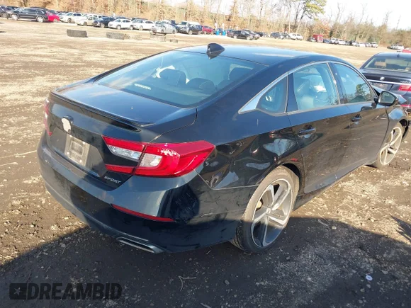 ✅ 2022 Honda Accord Sport • VIN: 1HGCV1F35NA048585 • Lot: 43853330. Wystawiony na IAAI z przebiegiem 54 626 mil. Bezpłatny archiwum sprzedaży aukcyjnych z USA i szczegółowy raport historii pojazdu na DreamBid. Zdjęcie 4.