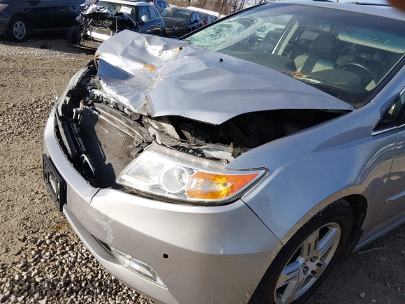 ✅ 2012 Honda Odyssey Touring • VIN: 5FNRL5H96CB021553 • Lot: 44111825. Wystawiony na IAAI z przebiegiem 209 320 mil. Bezpłatny archiwum sprzedaży aukcyjnych z USA i szczegółowy raport historii pojazdu na DreamBid. Zdjęcie 6.