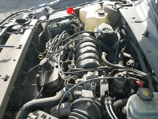 ✅ 2002 Buick LeSabre Custom • VIN: 1G4HP54K424167427 • Lot: 42628708. Wystawiony na IAAI z przebiegiem 90 964 mil. Bezpłatny archiwum sprzedaży aukcyjnych z USA i szczegółowy raport historii pojazdu na DreamBid. Zdjęcie 19.