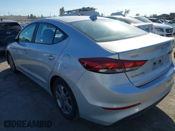 ✅ 2018 Hyundai Elantra SEL • VIN: KMHD84LF7JU504293 • Lot: 44500312. Wystawiony na IAAI z przebiegiem 76 774 mil. Bezpłatny archiwum sprzedaży aukcyjnych z USA i szczegółowy raport historii pojazdu na DreamBid. Zdjęcie 3.