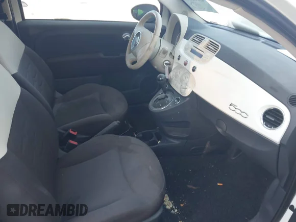 ✅ 2013 FIAT 500 Pop • VIN: 3C3CFFARXDT570113 • Lot: 43702815. Wystawiony na IAAI z przebiegiem 119 430 mil. Bezpłatny archiwum sprzedaży aukcyjnych z USA i szczegółowy raport historii pojazdu na DreamBid. Zdjęcie 5.