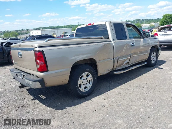 ✅ 2006 Chevrolet Silverado 1500 LT2 • VIN: 2GCEC19TX61122474 • Лот: 45222302. Опубликован ранее на IAAI с пробегом 179 408 миль. Бесплатный доступ к архиву аукционных продаж из США и подробный отчёт об истории автомобиля на DreamBid. Изображение 4.