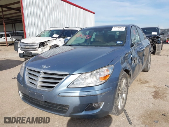 ✅ 2010 Hyundai Genesis • VIN: KMHGC4DF8AU072503 • Lot: 43842193. Wystawiony na IAAI z przebiegiem 161 370 mil. Bezpłatny archiwum sprzedaży aukcyjnych z USA i szczegółowy raport historii pojazdu na DreamBid. Zdjęcie 2.
