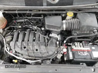 ✅ 2020 Chrysler Pacifica Touring • VIN: 2C4RC1FG3LR147349 • Лот: 84592435. Опубликован ранее на Copart с пробегом 62 418 миль. Бесплатный доступ к архиву аукционных продаж из США и подробный отчёт об истории автомобиля на DreamBid. Изображение 14.