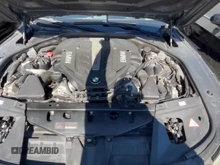 ✅ 2014 BMW 7 Series ALPINA B7 • VIN: WBAYE8C5XED134439 • Lot: 92742105. Wystawiony na Copart z przebiegiem 130 831 mil. Bezpłatny archiwum sprzedaży aukcyjnych z USA i szczegółowy raport historii pojazdu na DreamBid. Zdjęcie 11.