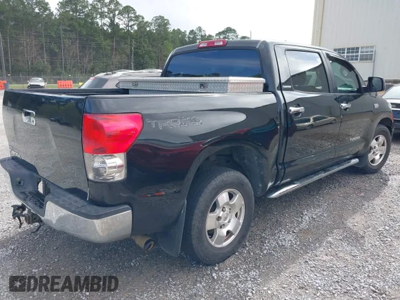 ✅ 2007 Toyota Tundra Limited • VIN: 5TBEV58117S459538 • Lot: 44568460. Wystawiony na IAAI z przebiegiem 297 017 mil. Bezpłatny archiwum sprzedaży aukcyjnych z USA i szczegółowy raport historii pojazdu na DreamBid. Zdjęcie 4.