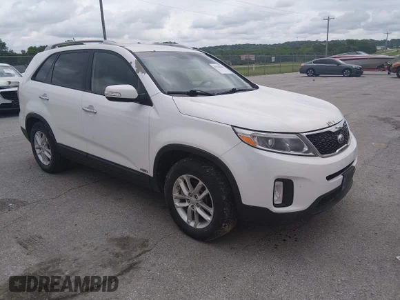✅ 2014 Kia Sorento LX • VIN: 5XYKTCA66EG449981 • Лот: 45316630. Опубліковано раніше на IAAI з пробігом 187 368 миль. Безкоштовний доступ до архіву аукціонних продажів зі США та докладний звіт про історію автомобіля на DreamBid. Зображення 1.