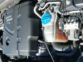 ✅ 2012 Audi A4 Premium Plus • VIN: WAUFFAFL9CA097212 • Lot: 43385385. Wystawiony na IAAI z przebiegiem 114 966 mil. Bezpłatny archiwum sprzedaży aukcyjnych z USA i szczegółowy raport historii pojazdu na DreamBid. Zdjęcie 12.