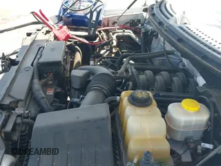 ✅ 2014 Ford F-150 XL • VIN: 1FTFX1EF8EKE30508 • Lot: 42462655. Wystawiony na IAAI z przebiegiem 198 479 mil. Bezpłatny archiwum sprzedaży aukcyjnych z USA i szczegółowy raport historii pojazdu na DreamBid. Zdjęcie 23.