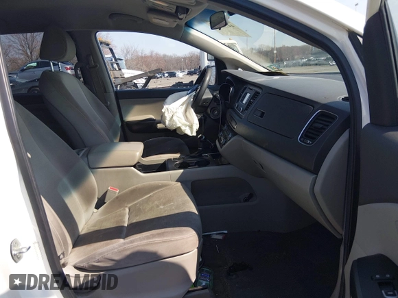 ✅ 2015 Kia Sedona LX • VIN: KNDMB5C15F6059192 • Lot: 44717185. Wystawiony na IAAI z przebiegiem 175 167 mil. Bezpłatny archiwum sprzedaży aukcyjnych z USA i szczegółowy raport historii pojazdu na DreamBid. Zdjęcie 5.