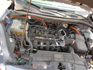 ✅ 2022 Ford Escape SE Hybrid • VIN: 1FMCU9BZ3NUA41087 • Lot: 71148495. Wystawiony na Copart z przebiegiem 49 197 mil. Bezpłatny archiwum sprzedaży aukcyjnych z USA i szczegółowy raport historii pojazdu na DreamBid. Zdjęcie 13.