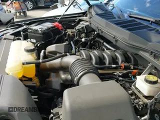 ✅ 2022 Ford F-150 XL • VIN: 1FTMF1E56NKE03194 • Lot: 41620978. Wystawiony na IAAI z przebiegiem 76 689 mil. Bezpłatny archiwum sprzedaży aukcyjnych z USA i szczegółowy raport historii pojazdu na DreamBid. Zdjęcie 21.