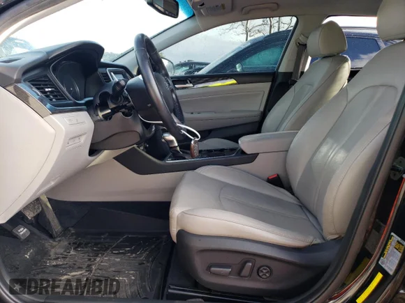✅ 2018 Hyundai Sonata Limited • VIN: 5NPE34AFXJH651423 • Lot: 42652663. Listed on Copart with 56,521 mi. Free auction sales archive from the USA and detailed vehicle history report at DreamBid. Image 7.