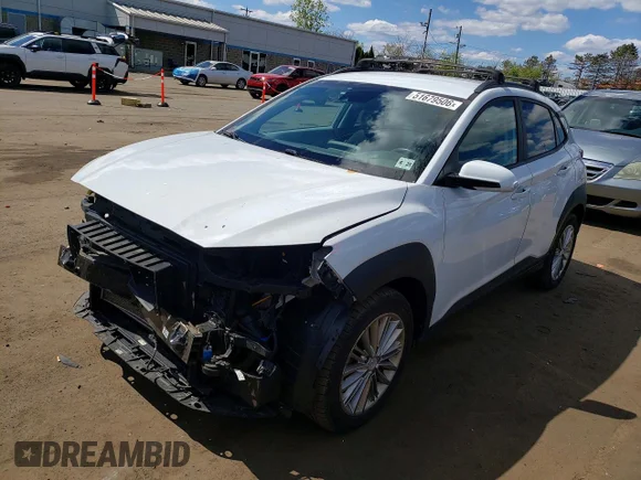 ✅ 2020 Hyundai Kona SEL • VIN: KM8K2CAA5LU526211 • Lot: 51679506. Wystawiony na Copart z przebiegiem 52 695 mil. Bezpłatny archiwum sprzedaży aukcyjnych z USA i szczegółowy raport historii pojazdu na DreamBid. Zdjęcie 1.