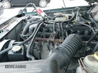 ✅ 2000 Jeep Cherokee • VIN: 1J4FF48S4YL260945 • Lot: 43225984. Listed on IAAI with 212,606 mi. Free auction sales archive from the USA and detailed vehicle history report at DreamBid. Image 13.