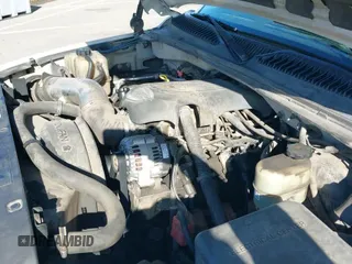 ✅ 2001 Chevrolet Silverado 1500 LT • VIN: 2GCEC19T511137148 • Lot: 41831691. Wystawiony na IAAI z przebiegiem 312 233 mil mil. Skorzystaj z bezpłatnego archiwum sprzedaży aukcyjnych z USA i zobacz szczegółowy raport historii pojazdu na DreamBid. Zdjęcie 17.