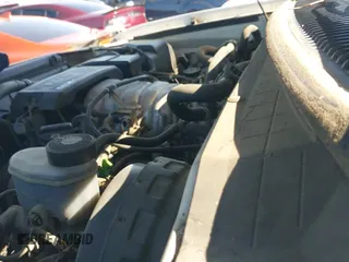 ✅ 2002 Toyota Sequoia Limited • VIN: 5TDZT38AX2S075799 • Lot: 42051664. Listed on IAAI with 299,083 mi. Free auction sales archive from the USA and detailed vehicle history report at DreamBid. Image 20.