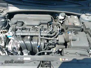 ✅ 2025 Hyundai Elantra SEL Sport • VIN: KMHLM4DG7SU020513 • Lot: 43218775. Listed on IAAI with 5,390 mi. Free auction sales archive from the USA and detailed vehicle history report at DreamBid. Image 19.