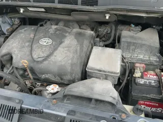 ✅ 2017 Toyota Sienna XLE • VIN: 5TDDZ3DC9HS159153 • Lot: 41350390. Listed on IAAI with 110,715 mi. Free auction sales archive from the USA and detailed vehicle history report at DreamBid. Image 19.