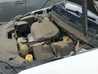 ✅ 2019 Jeep Cherokee Latitude Plus • VIN: 1C4PJLLB9KD264081 • Lot: 43465131. Wystawiony na IAAI z przebiegiem 69 637 mil. Bezpłatny archiwum sprzedaży aukcyjnych z USA i szczegółowy raport historii pojazdu na DreamBid. Zdjęcie 24.