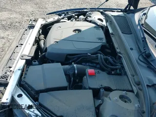 ✅ 2021 Volvo V60 • VIN: YV4102WK5M1068820 • Lot: 42887561. Wystawiony na IAAI z przebiegiem 110 035 mil. Bezpłatny archiwum sprzedaży aukcyjnych z USA i szczegółowy raport historii pojazdu na DreamBid. Zdjęcie 20.