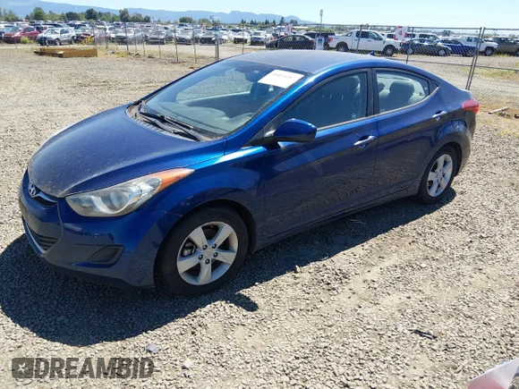 ✅ 2013 Hyundai Elantra GLS • VIN: KMHDH4AE8DU732723 • Lot: 45415287. Wystawiony na IAAI z przebiegiem 102 744 mil. Bezpłatny archiwum sprzedaży aukcyjnych z USA i szczegółowy raport historii pojazdu na DreamBid. Zdjęcie 2.