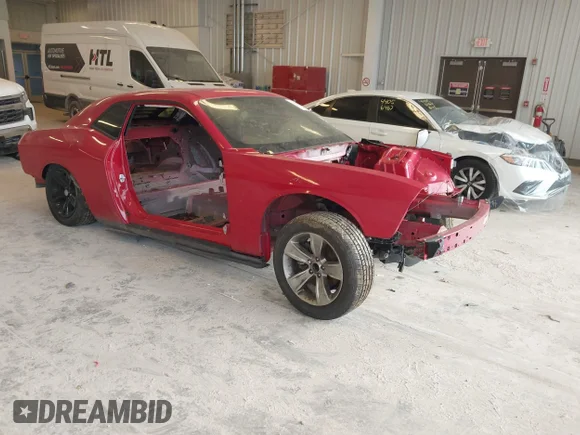 ✅ 2016 Dodge Challenger SRT Hellcat • VIN: 2C3CDZC93GH288414 • Лот: 44044673. Опубліковано раніше на IAAI з пробігом Не вказано. Безкоштовний доступ до архіву аукціонних продажів зі США та докладний звіт про історію автомобіля на DreamBid. Зображення 1.