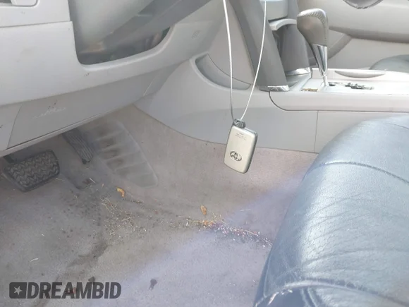 ✅ 2007 Toyota Camry • VIN: JTNBB46K873032721 • Lot: 44018991. Wystawiony na IAAI z przebiegiem 231 492 mil. Bezpłatny archiwum sprzedaży aukcyjnych z USA i szczegółowy raport historii pojazdu na DreamBid. Zdjęcie 11.